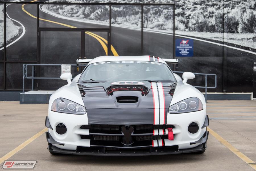  Dodge Viper SRT10 ACR-X (002) 2010 года  (фото 9 из 52)